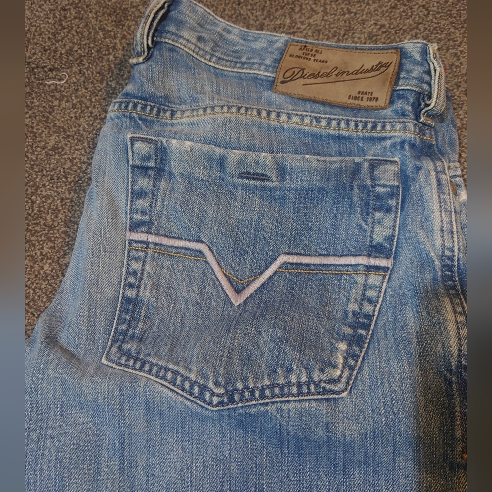 Diesel Zathan 32/30